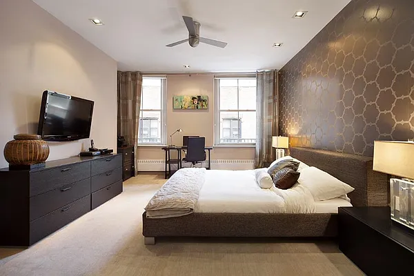 Sold by Town Residential | media 4