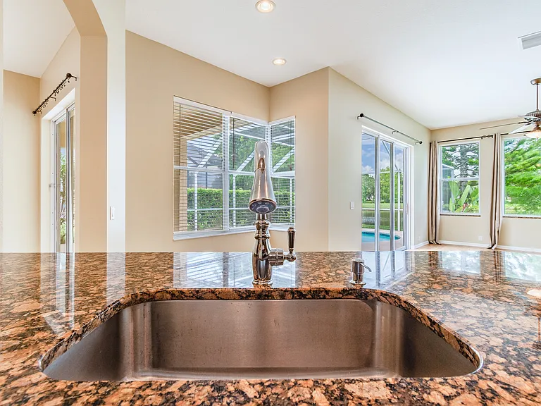 10506 Chelmsford Way — Photo 26