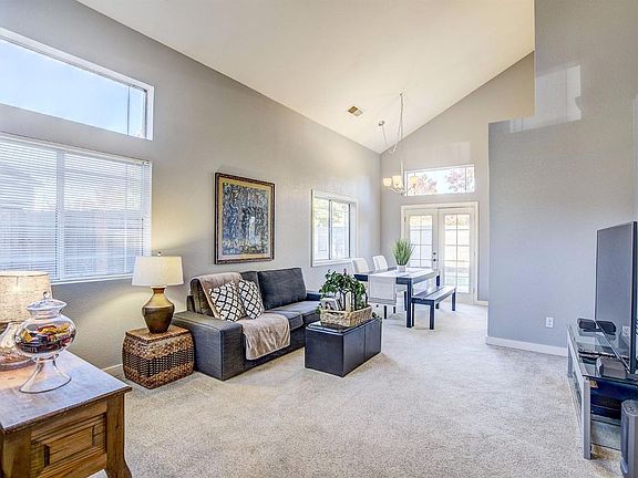 4th image of 5030 Hunter Leigh Pl