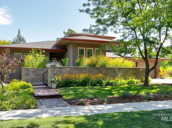 5270 W Hidden Springs Dr, Boise, ID 83714