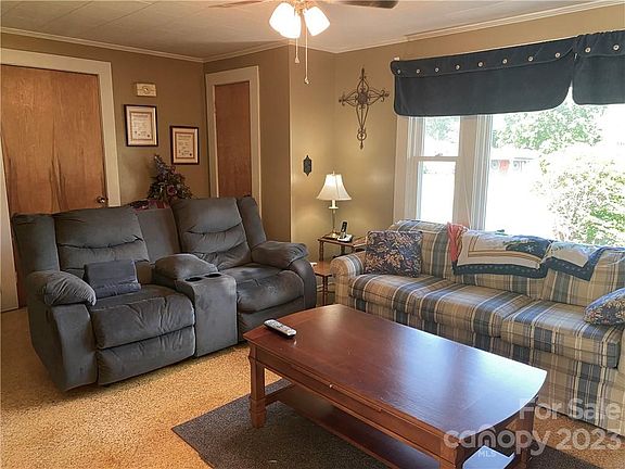 5th image of 3262 Friendly Park Rd