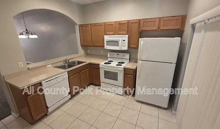 4209 Winding Vine Dr — Photo 6