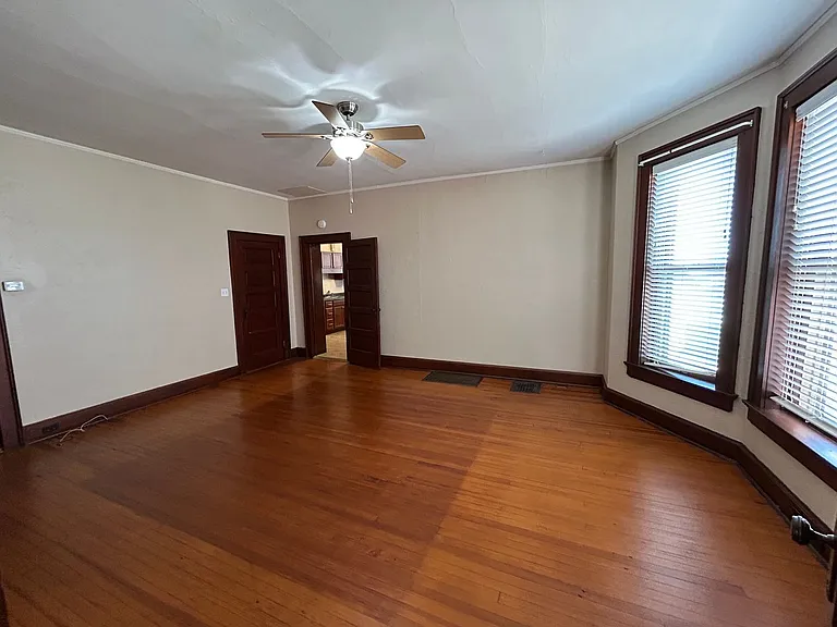 1015 Kentucky St — Photo 6