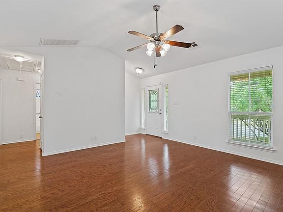 4th image of 732 Gabriel Mills Dr
