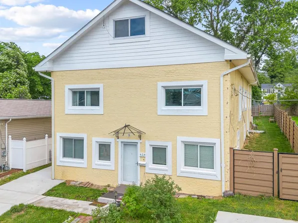 727 61st Ave, Capitol Heights, MD 20743