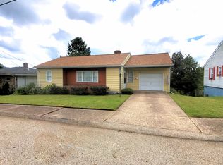 40 Crest St, Uniontown, PA