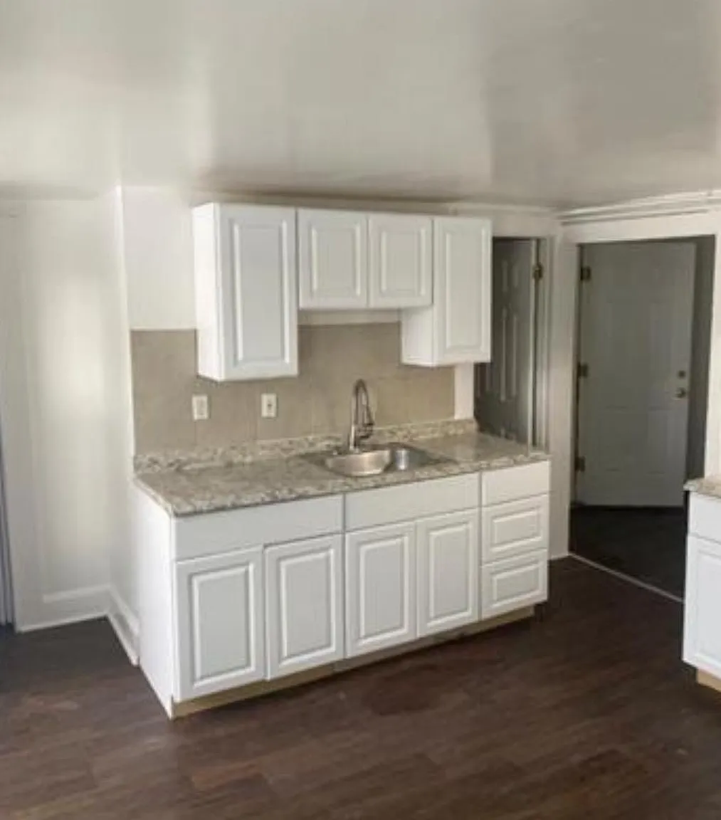 3 bed, $2,150 — Photo 1