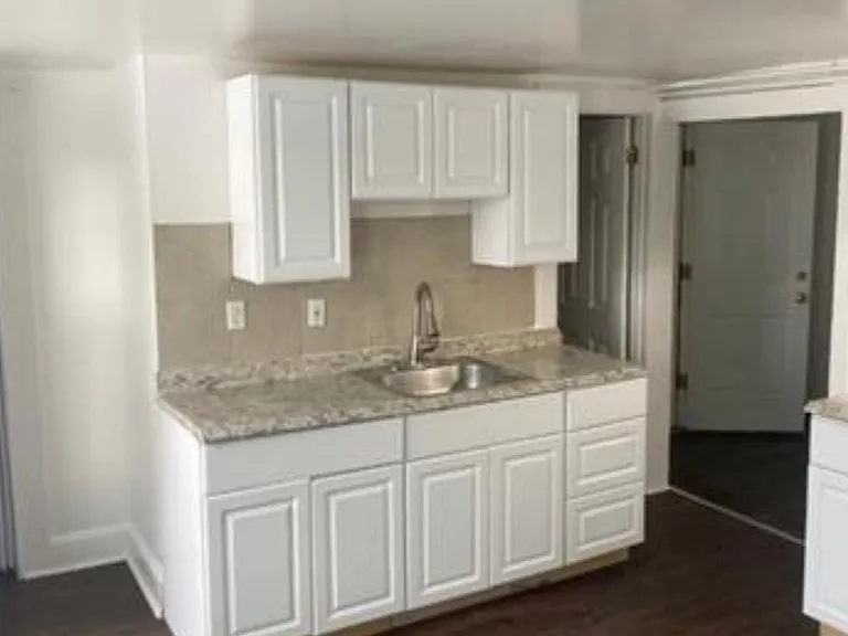 95 Center St #2 — Photo 1