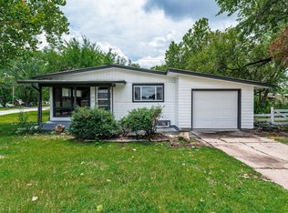 1933 E Carson St, Wichita, KS 67216