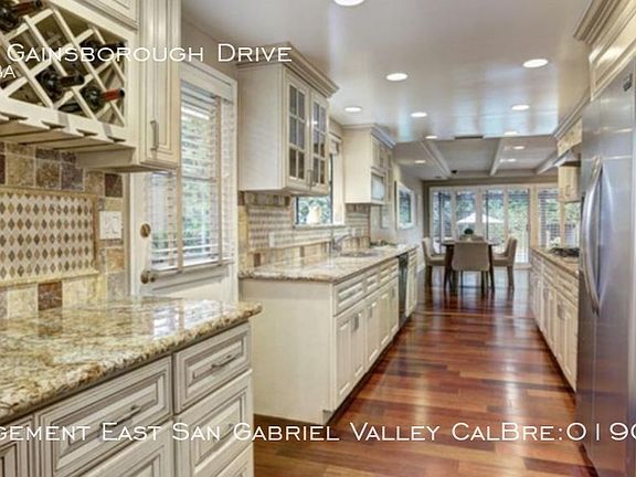 3rd image of 2769 Gainsborough Dr