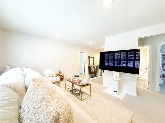 22109 Jameson Ave NW — Photo 27