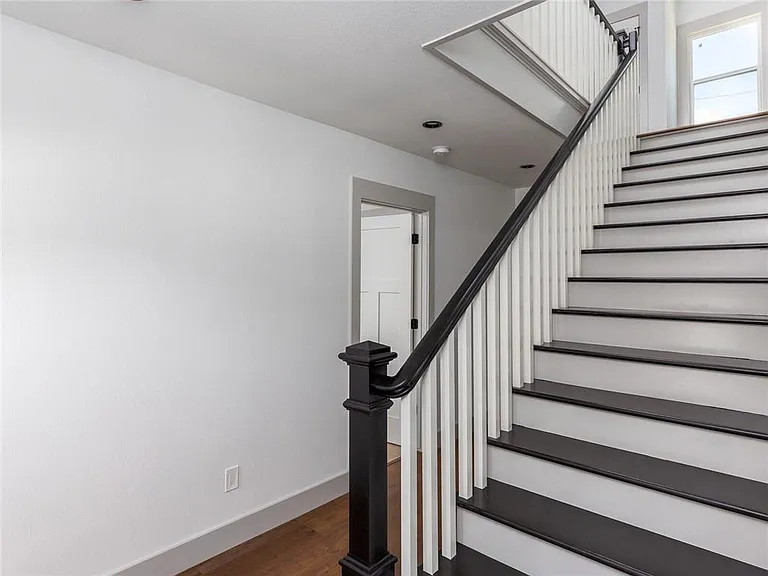4612 Caswell Ave #A — Photo 24