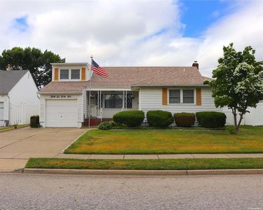 3645 Farmranch Road S, Bethpage, NY, 11714