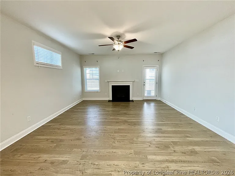 279 Cromwell Ct — Photo 7