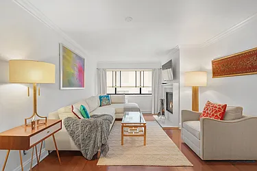 7 East 35th Street