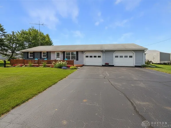 5471 Smith Rd, Greenville, OH 45331