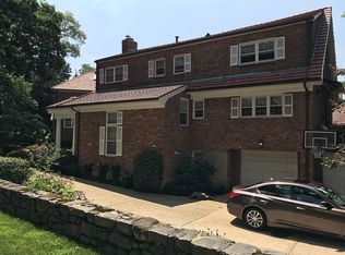 99 Beechknoll Rd, Flushing, NY 11375