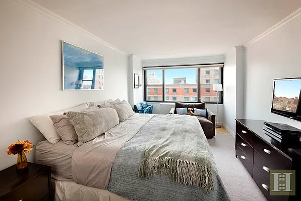 Sold by Halstead Real Estate | media 24