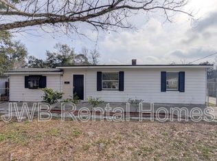 3813 Eve Dr E, Jacksonville, FL 32246
