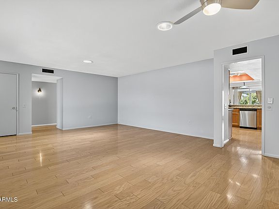 4th image of 18807 N ZINNIA Court