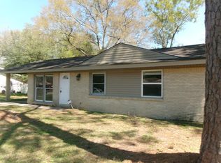 205 S Monroe Ave, Picayune, MS 39466