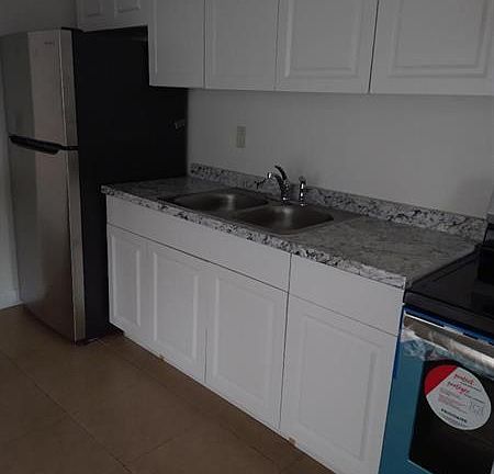 4th image of 380 NE 56th St