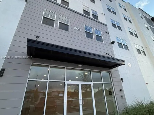 5563 Millenia Park Blvd Unit 206, Orlando, FL 32839
