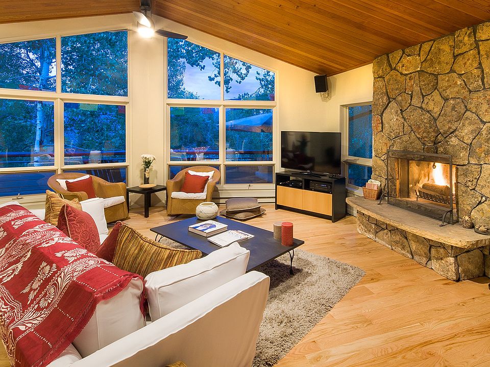 great room upstairs