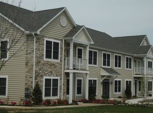 1457 English Dr, Mechanicsburg, PA 17055
