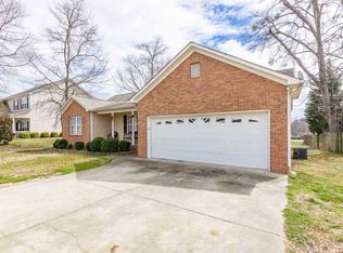 304 Belcher Rd, Boiling Springs, SC 29316