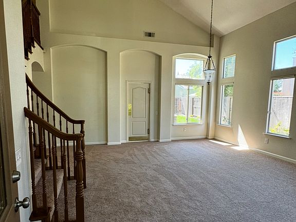 3rd image of 5323 Sage Ct