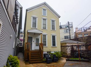 1217 W George St UNIT 2HC, Chicago, IL 60657