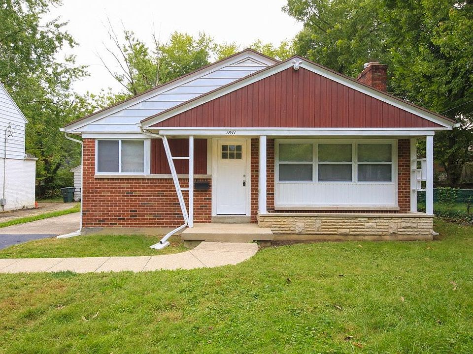1st image of 1841 Parkhill Dr