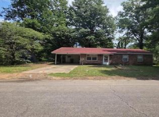 201 Morgan St, Charleston, MO 63834