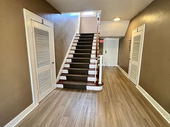 5th image of 128 W Magnolia Ave APT 8