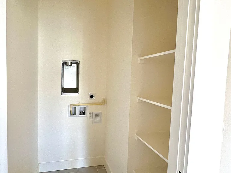 206 N Blandena St — Photo 7