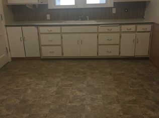120 S 35th St, Belleville, IL