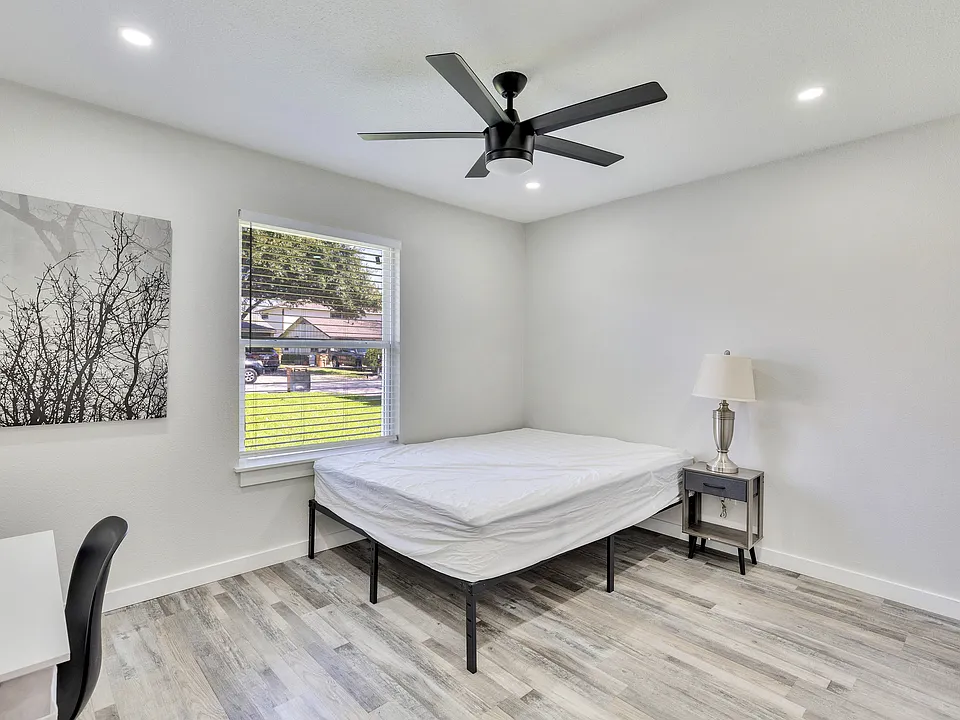 Hibiscus Dr