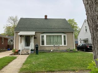 92 High St, Mount Clemens, MI 48043