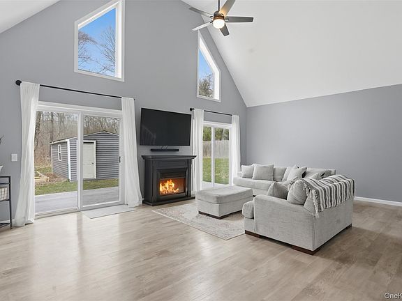 5th image of 1227 Burlingham Road