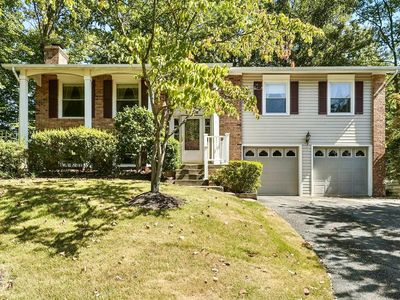 8926 Applecross Ln, Springfield, VA, 22153