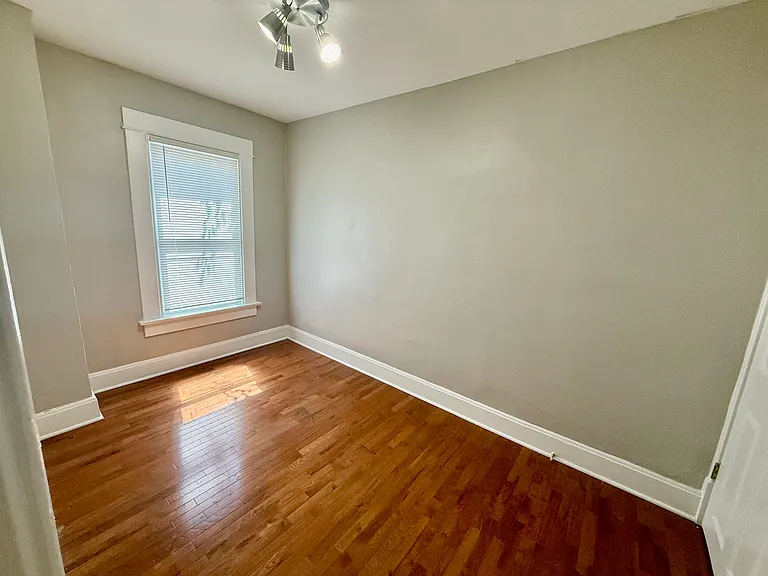 325 Clinton St #325 — Photo 11