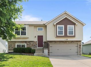 14341 Overhill Ave, Grandview, MO 64030