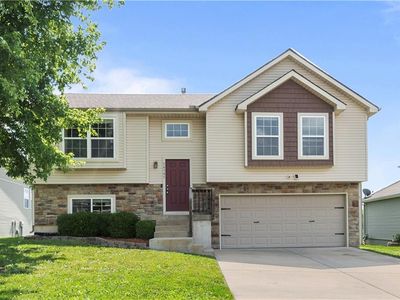 14341 Overhill Ave, Grandview, MO, 64030