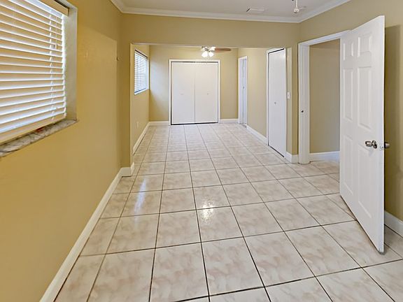 5th image of 800 NW 172nd Ter