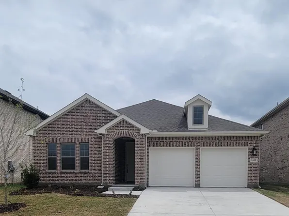 1633 Pine Valley Dr, Haslet, TX 76052