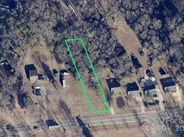 8814 Moores Chapel Rd, Charlotte, NC 28214