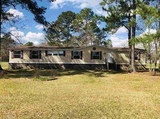 325 Mockingbird Dr, Springfield, GA 31329