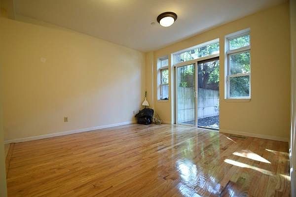 1st image of 503 President St #1B