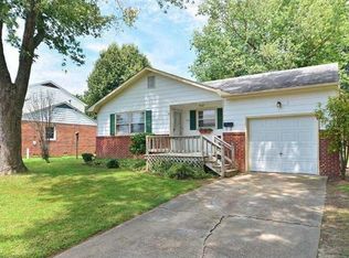 160 Bret Harte Dr, Newport News, VA 23602